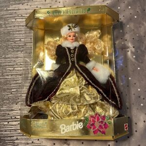 Vintage 1996 Winter Happy Holidays Barbie